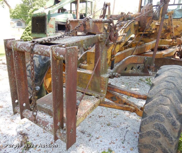 image for item IT9451 1963 Caterpillar 112F  rigid frame motor grader