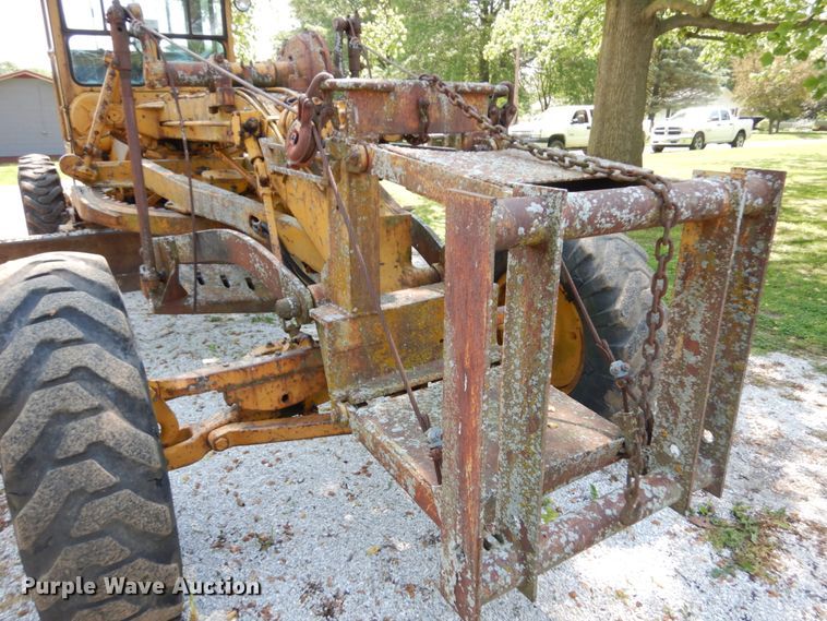 image for item IT9451 1963 Caterpillar 112F  rigid frame motor grader