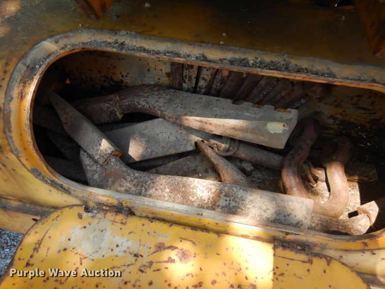 image for item IT9451 1963 Caterpillar 112F  rigid frame motor grader