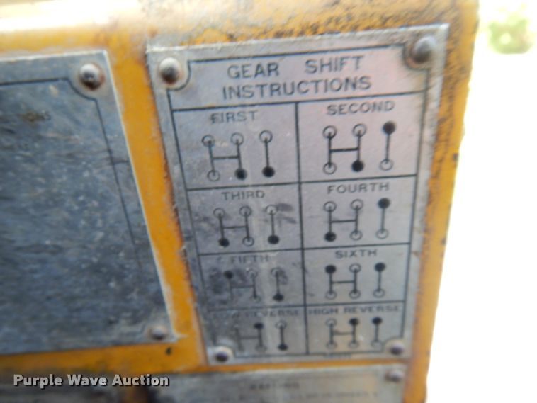 image for item IT9451 1963 Caterpillar 112F  rigid frame motor grader