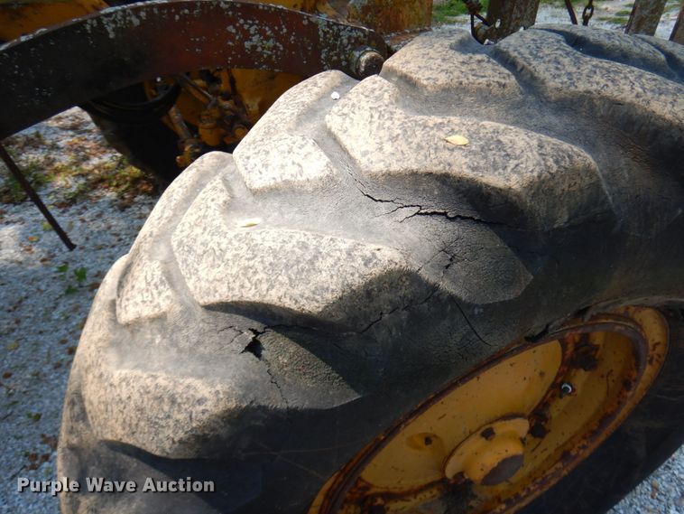 image for item IT9451 1963 Caterpillar 112F  rigid frame motor grader