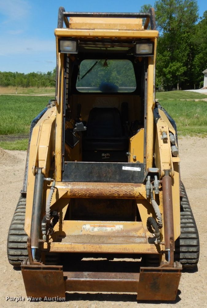 image for item IT9460 2000 ASV 4810  tracked skid steer loader