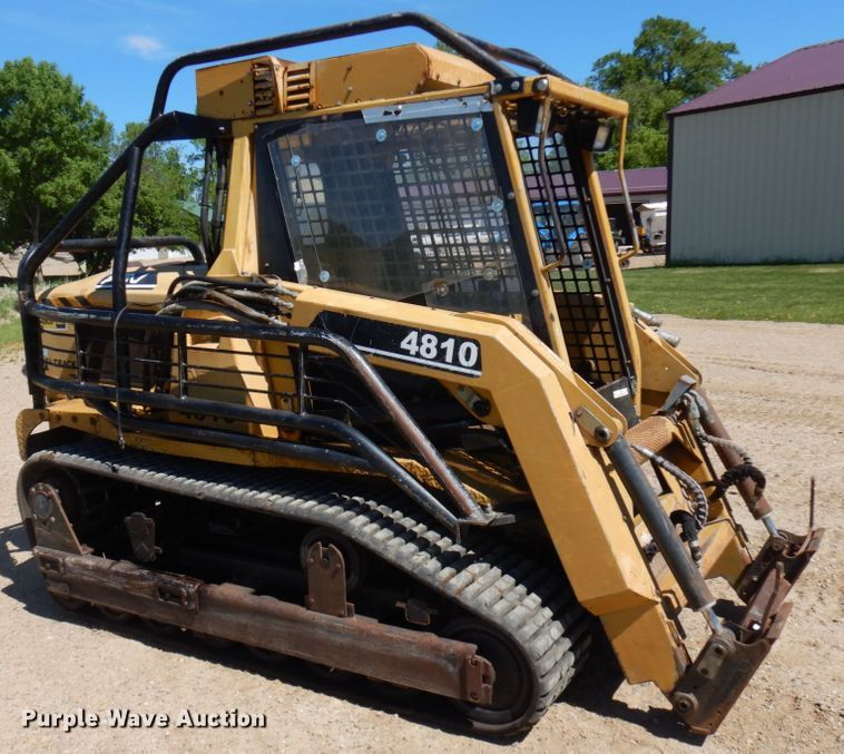 image for item IT9460 2000 ASV 4810  tracked skid steer loader