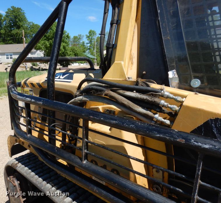 image for item IT9460 2000 ASV 4810  tracked skid steer loader