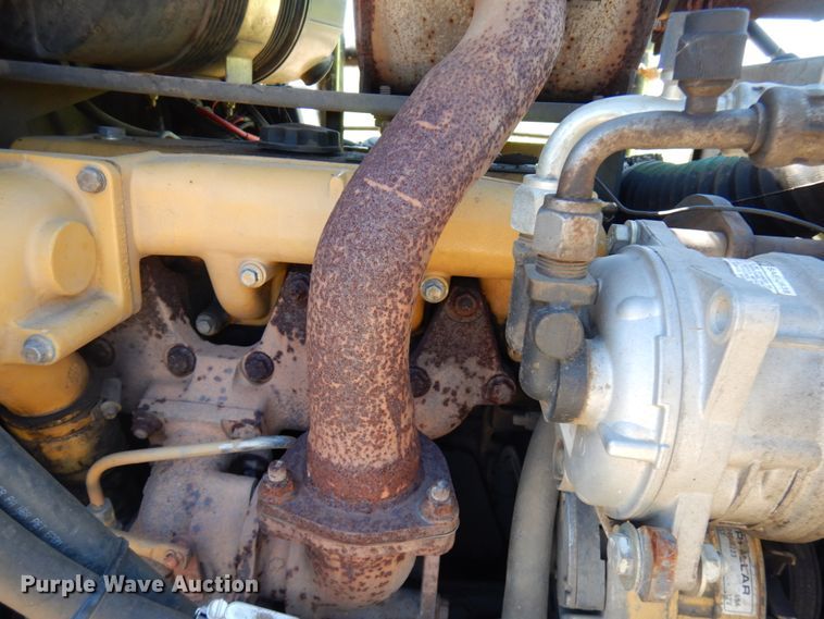 image for item IT9460 2000 ASV 4810  tracked skid steer loader