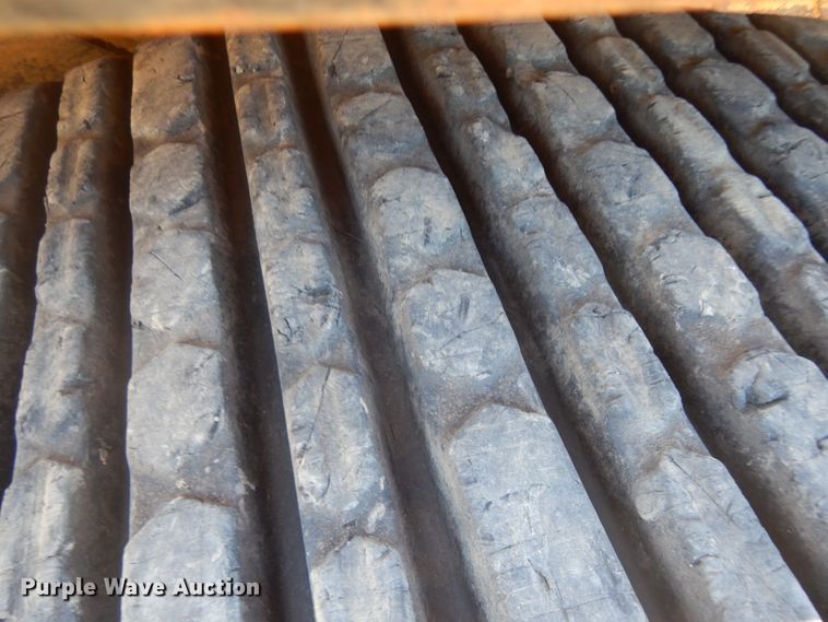 image for item IT9460 2000 ASV 4810  tracked skid steer loader