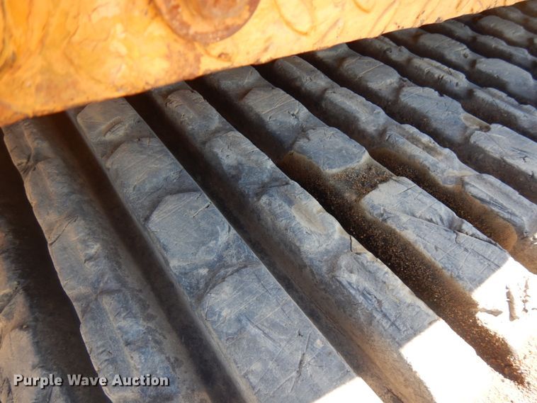 image for item IT9460 2000 ASV 4810  tracked skid steer loader