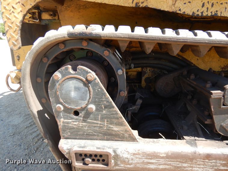 image for item IT9460 2000 ASV 4810  tracked skid steer loader