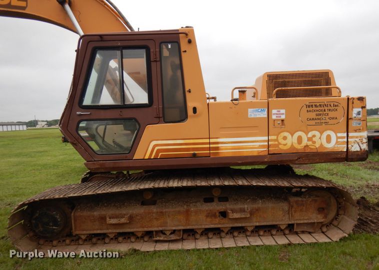 image for item IT9471 Case 9030  excavator
