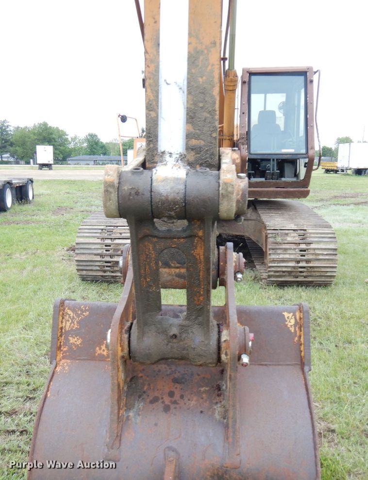 image for item IT9471 Case 9030  excavator
