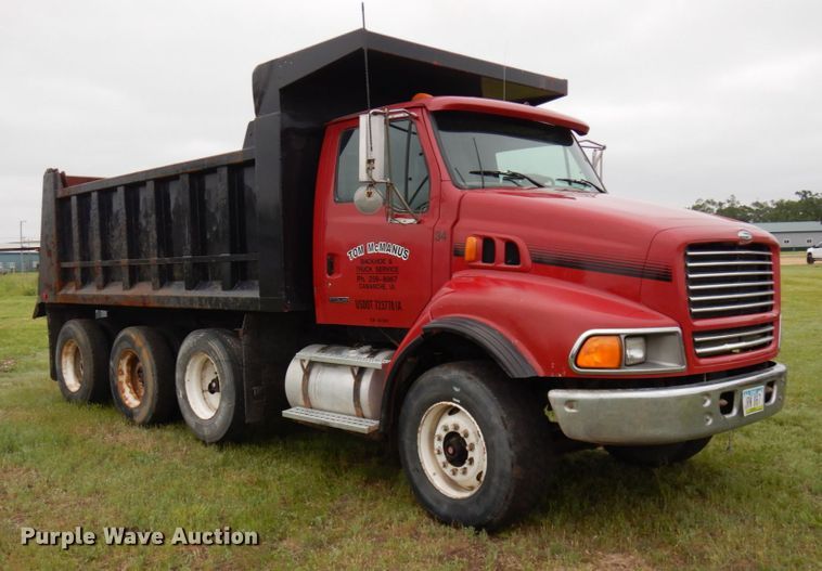 image for item IT9473 1999 Sterling L-Line  dump truck