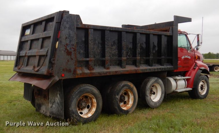 image for item IT9473 1999 Sterling L-Line  dump truck
