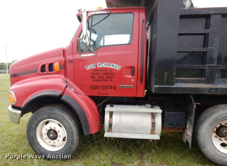 image for item IT9473 1999 Sterling L-Line  dump truck