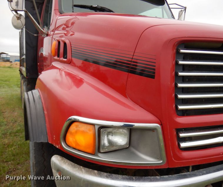 image for item IT9473 1999 Sterling L-Line  dump truck