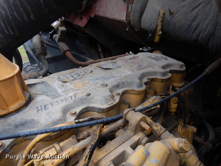 image for item IT9473 1999 Sterling L-Line  dump truck