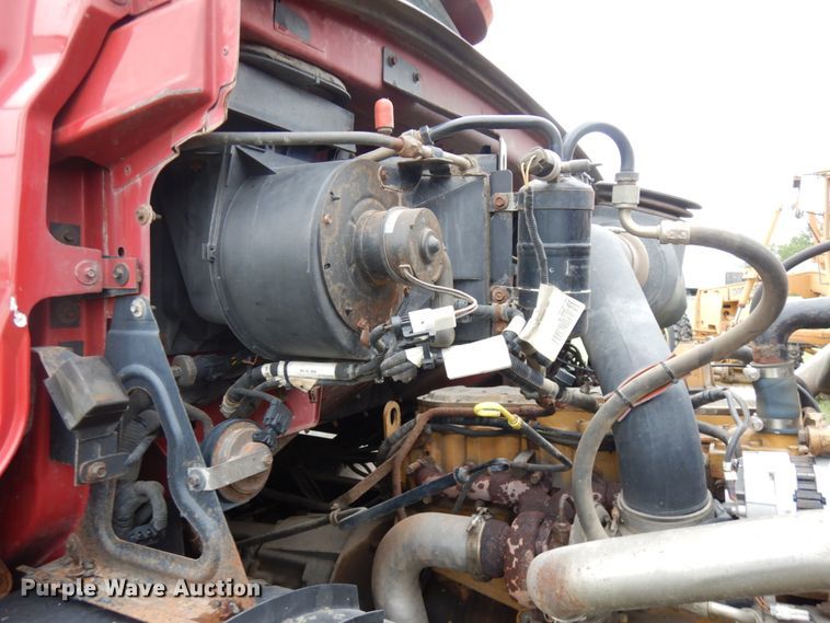 image for item IT9473 1999 Sterling L-Line  dump truck