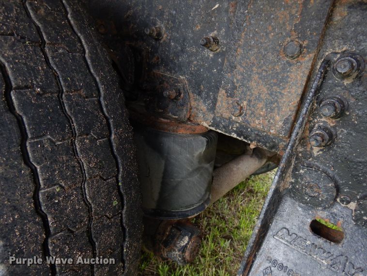 image for item IT9473 1999 Sterling L-Line  dump truck