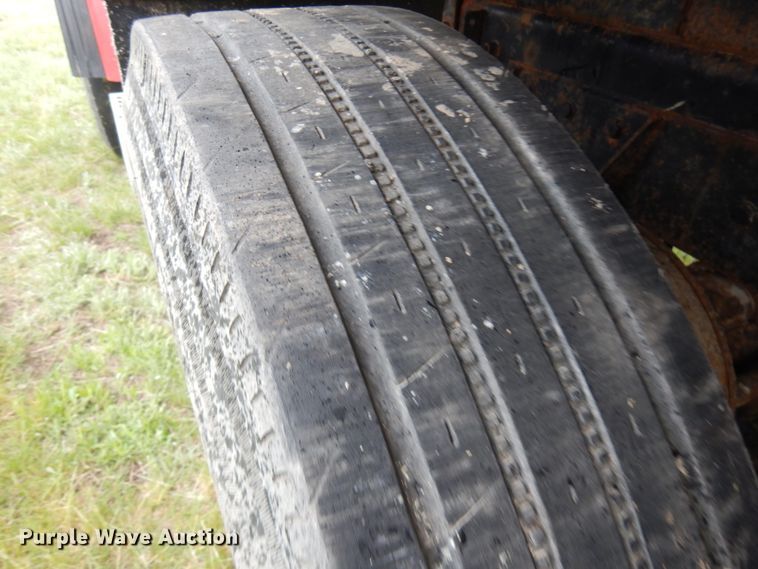 image for item IT9473 1999 Sterling L-Line  dump truck