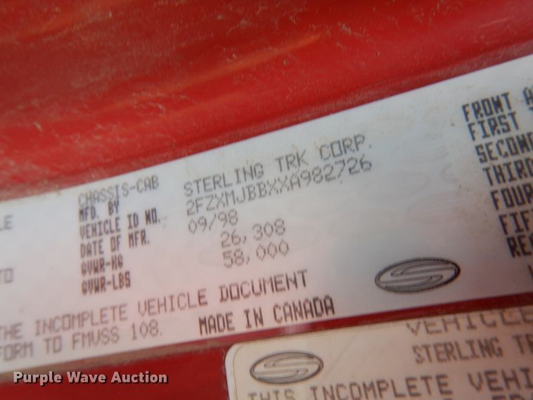 image for item IT9473 1999 Sterling L-Line  dump truck