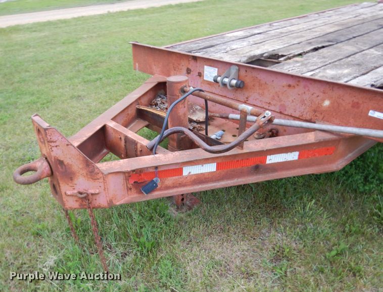 image for item IT9474 1981 Prairie Schooner  equipment trailer