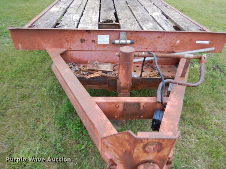 image for item IT9474 1981 Prairie Schooner  equipment trailer