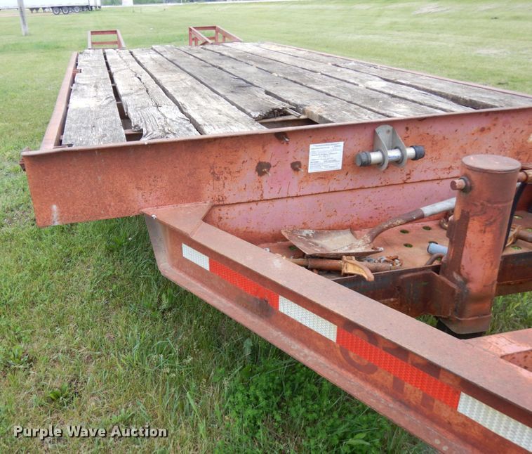 image for item IT9474 1981 Prairie Schooner  equipment trailer