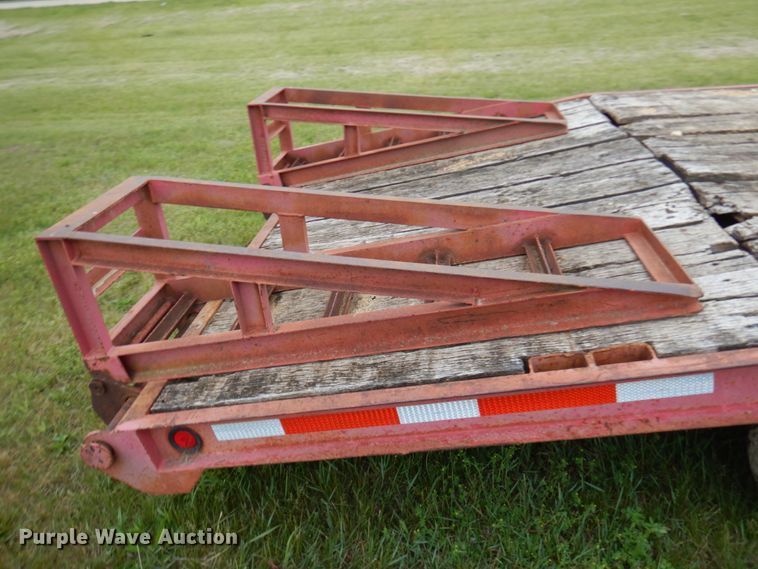 image for item IT9474 1981 Prairie Schooner  equipment trailer