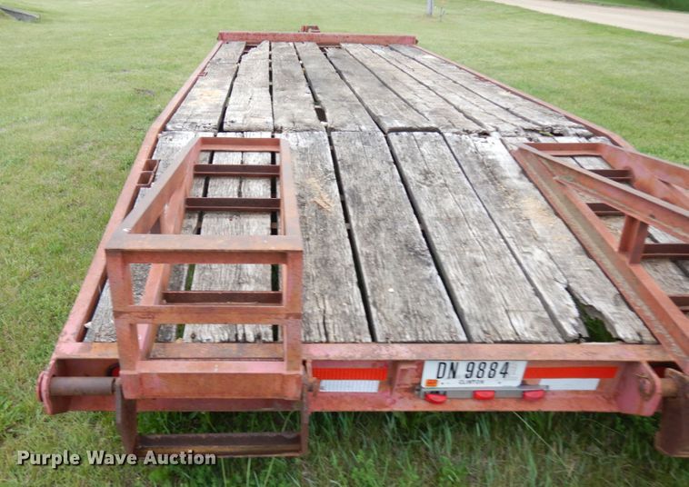 image for item IT9474 1981 Prairie Schooner  equipment trailer