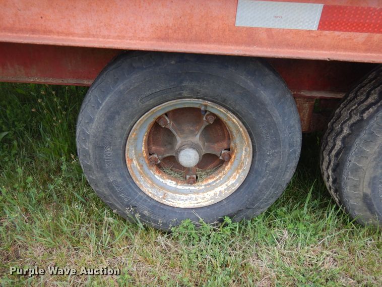 image for item IT9474 1981 Prairie Schooner  equipment trailer