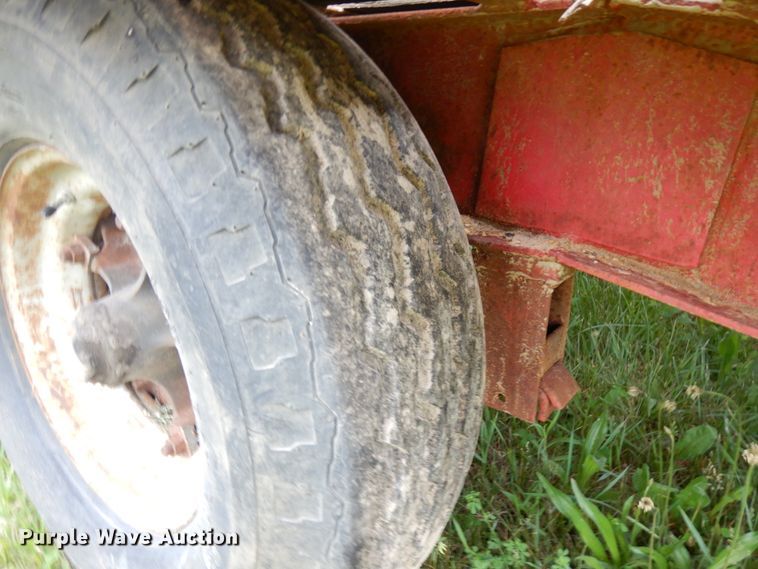 image for item IT9474 1981 Prairie Schooner  equipment trailer