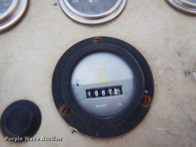 image for item IT9479 1992 Caterpillar CP-323  single drum roller