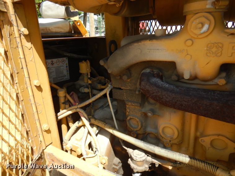 image for item IT9479 1992 Caterpillar CP-323  single drum roller