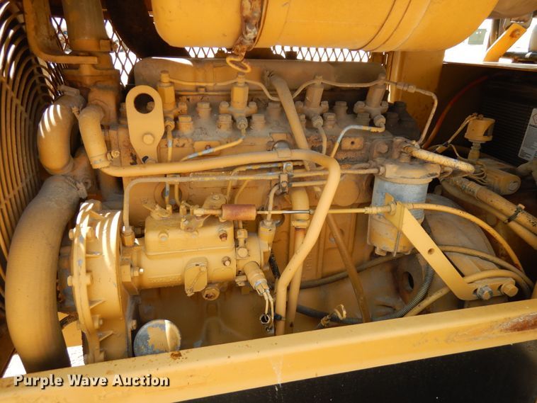 image for item IT9479 1992 Caterpillar CP-323  single drum roller