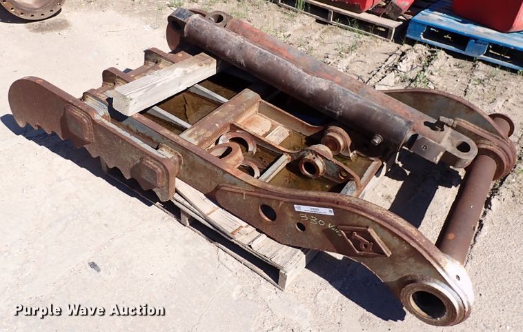 image for item IV9283 Pemberton Volvo EC330S  excavator thumb