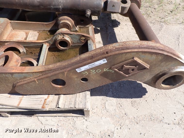 image for item IV9283 Pemberton Volvo EC330S  excavator thumb