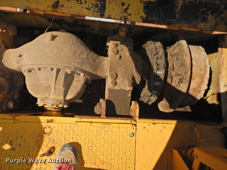 image for item JX9924 Bros Inc SP-6000B Roll-O-Pactor  pneumatic roller