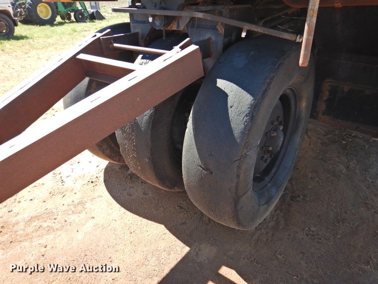 image for item JX9924 Bros Inc SP-6000B Roll-O-Pactor  pneumatic roller