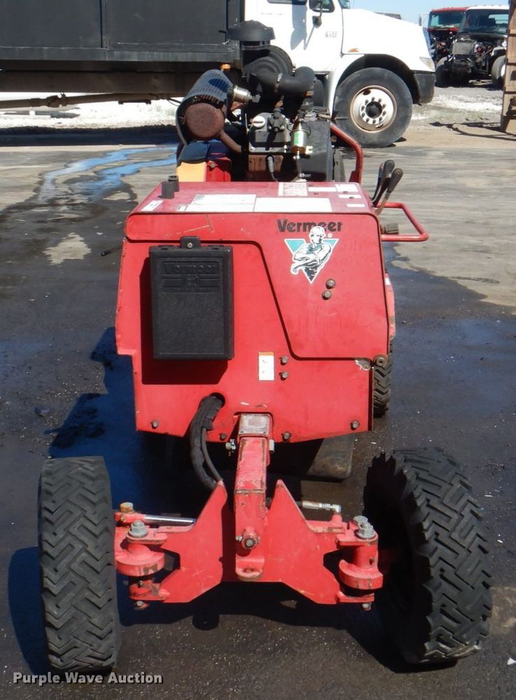 image for item JY9941 2006 Vermeer SC252  stump grinder