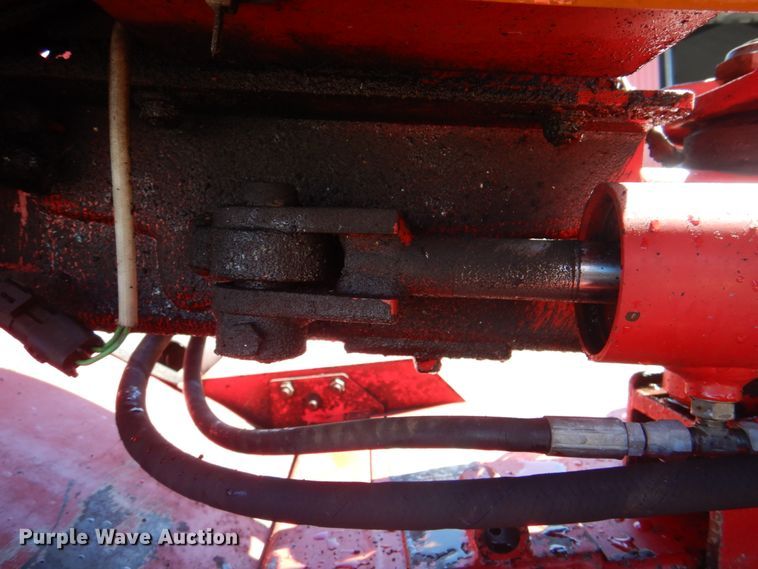 image for item JY9941 2006 Vermeer SC252  stump grinder