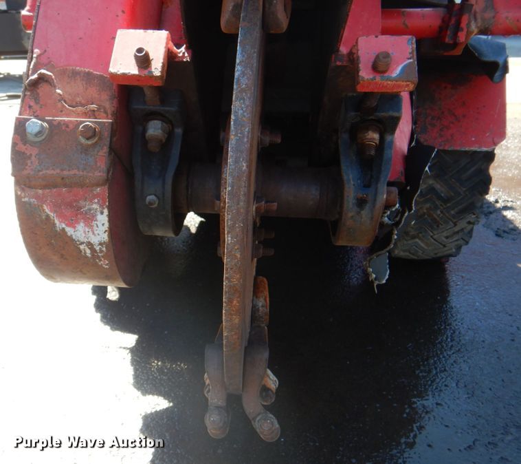 image for item JY9941 2006 Vermeer SC252  stump grinder