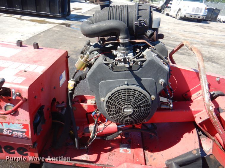 image for item JY9941 2006 Vermeer SC252  stump grinder