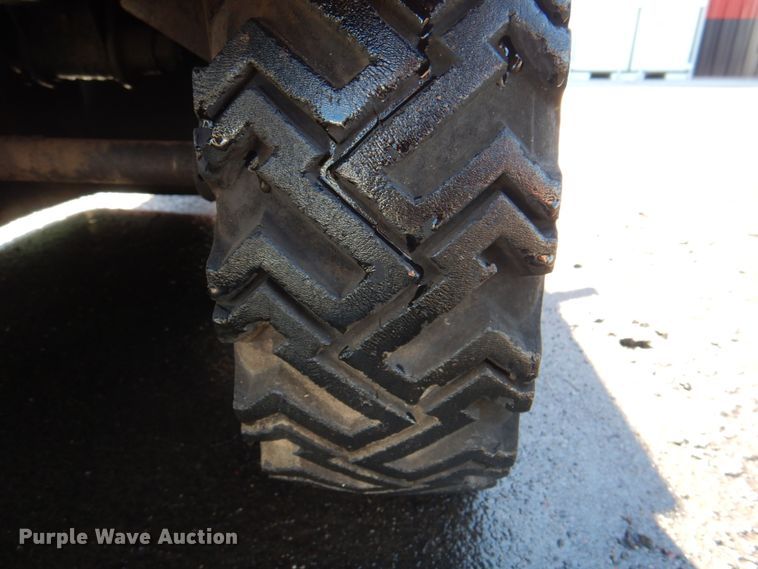 image for item JY9941 2006 Vermeer SC252  stump grinder