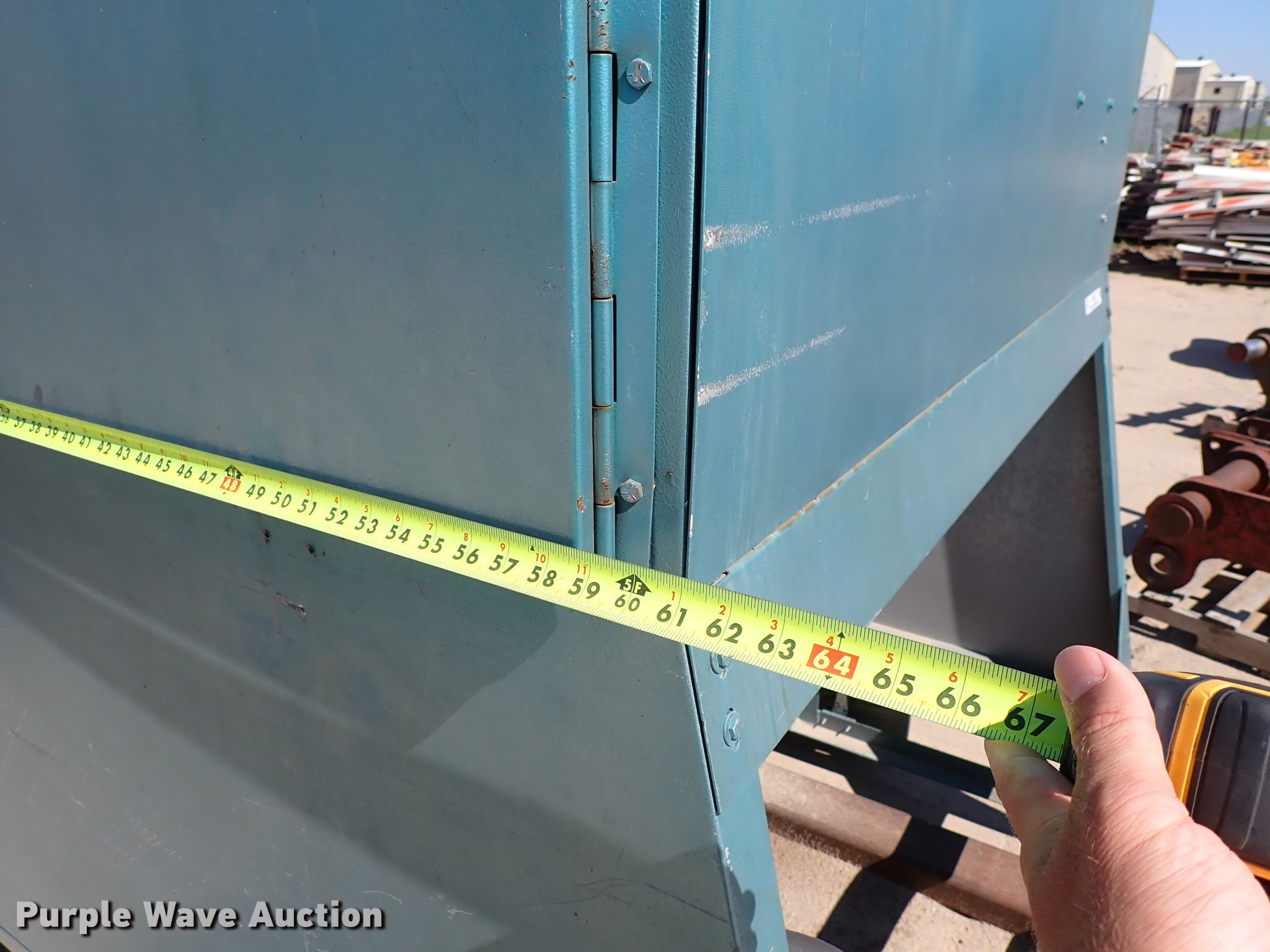 NMF ModUBlast sand blasting in Wichita, KS Item IV9267 sold