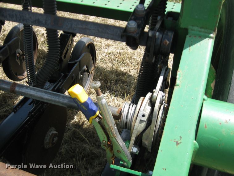 image for item DF4713 Great Plains Solid Stand 13  grain drill