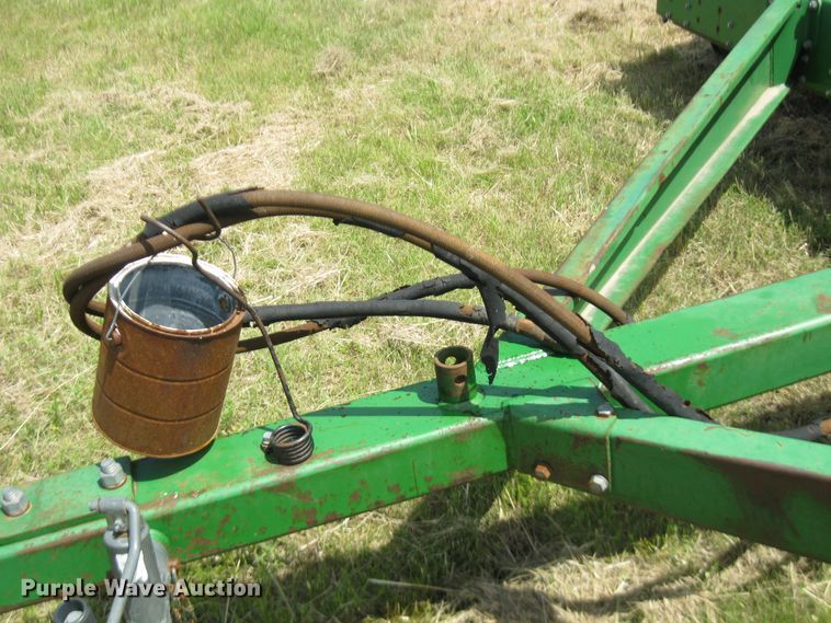 image for item DF4713 Great Plains Solid Stand 13  grain drill