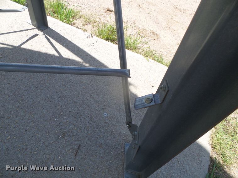 image for item DI5638 Grain bin