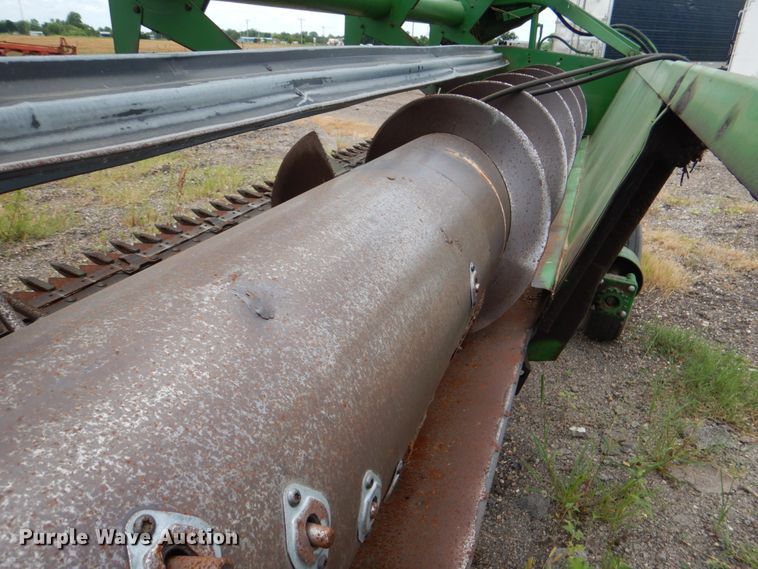 image for item DJ0466 John Deere 224  rigid head