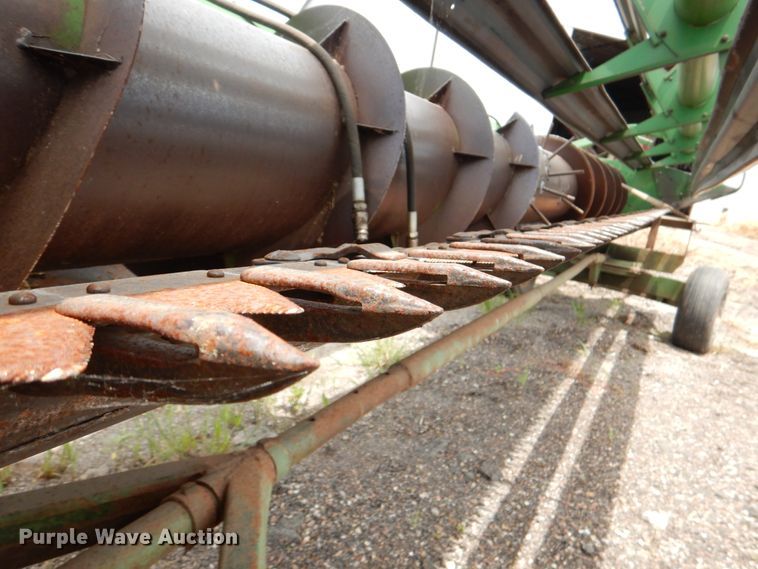 image for item DJ0466 John Deere 224  rigid head