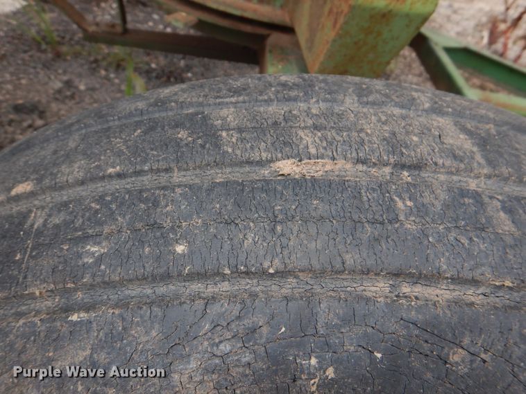 image for item DJ0466 John Deere 224  rigid head