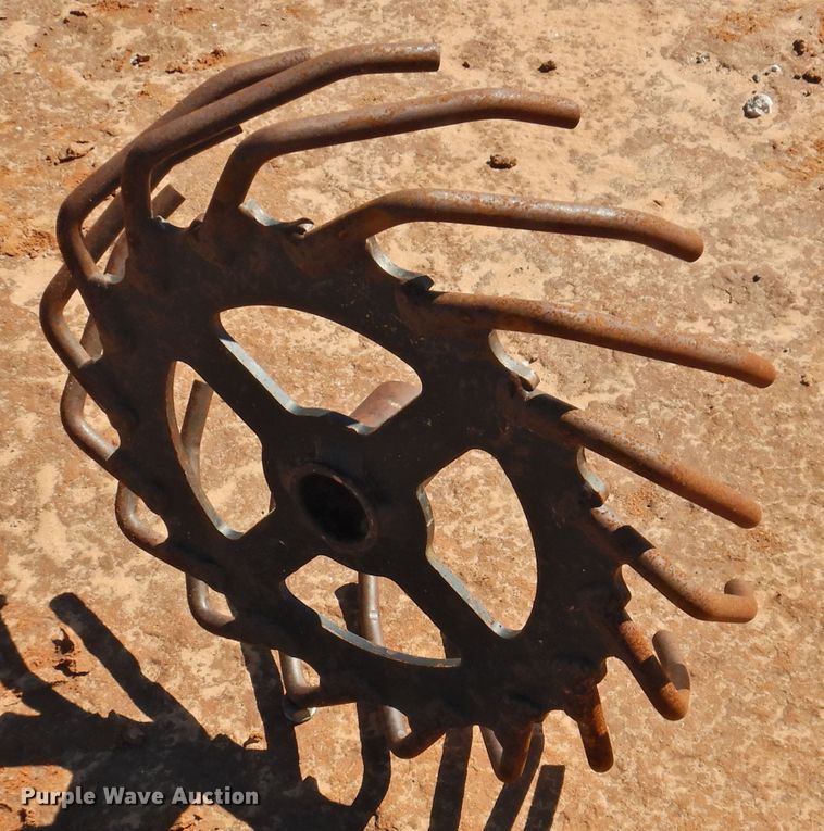 image for item DJ5003 (16) Schlagel 15" no-till gauge wheels